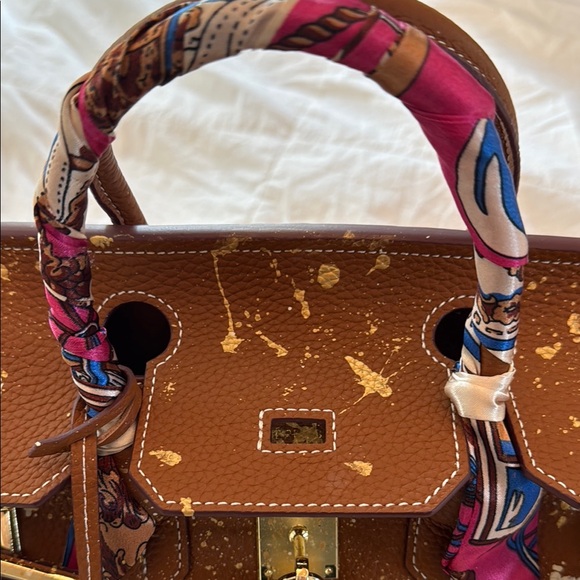 Brown Designer-Inspired Handbag - Picture 3 of 4